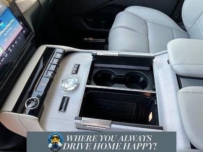 2026 Lincoln Navigator Premiere