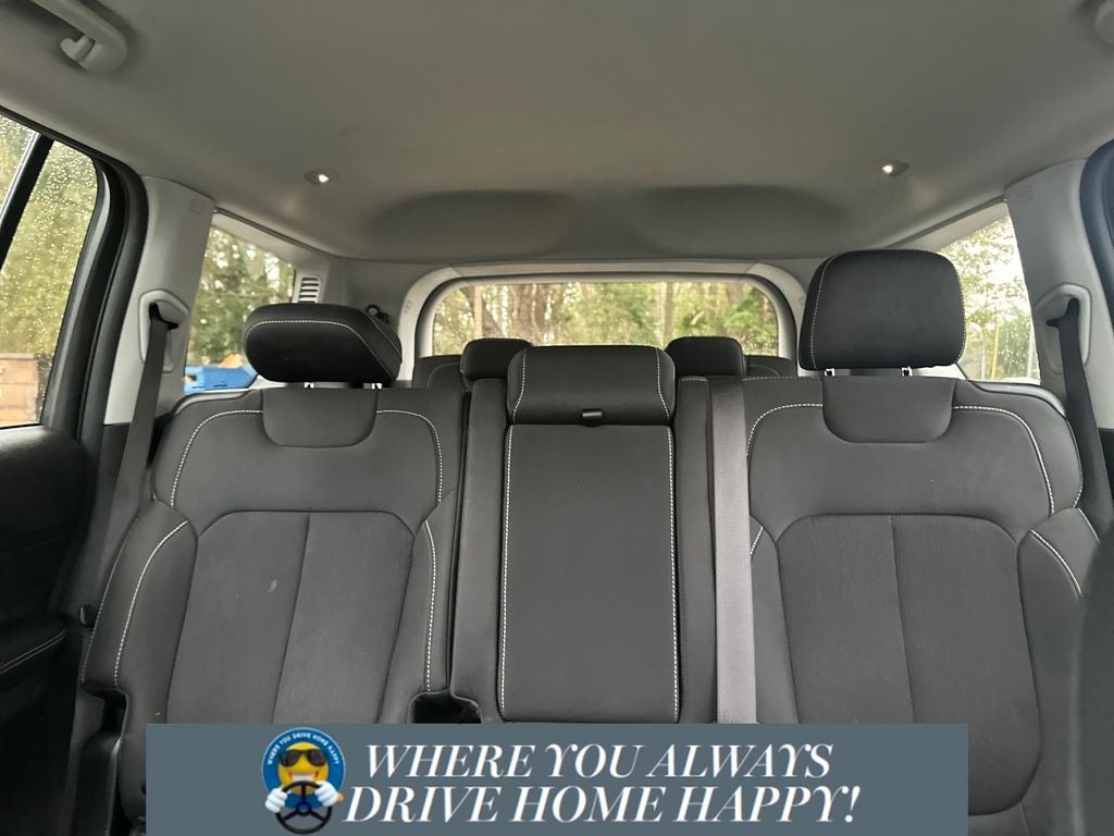 2023 Jeep Grand Cherokee L Laredo