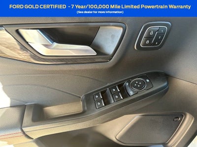 2023 Ford Escape ST-Line Select