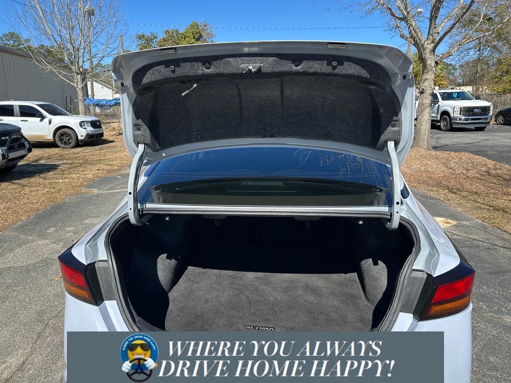 2025 Nissan Altima 2.5 SR