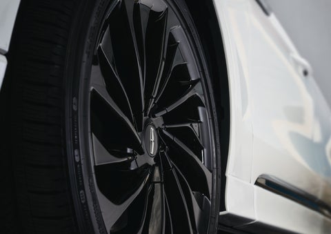 The wheel of the available Jet Appearance package is shown | Thomasville Lincoln in Thomasville GA