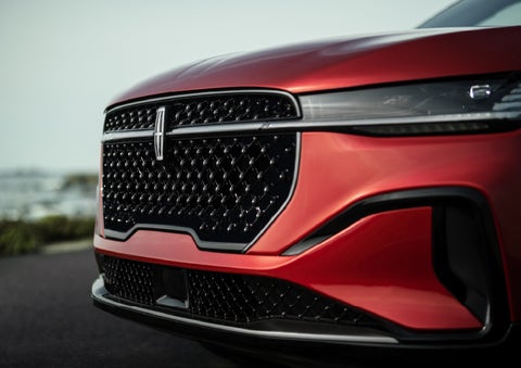 The sleek grille of a 2026 Lincoln Nautilus® SUV with the available Jet Appearance Package makes a bold statement. | Thomasville Lincoln in Thomasville GA